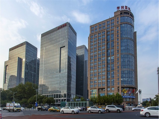 阜阳马路水泥隔离墩价格